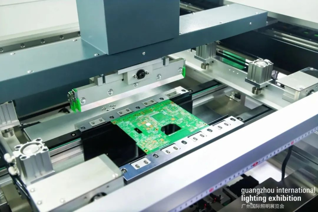 LED выставка.jpg