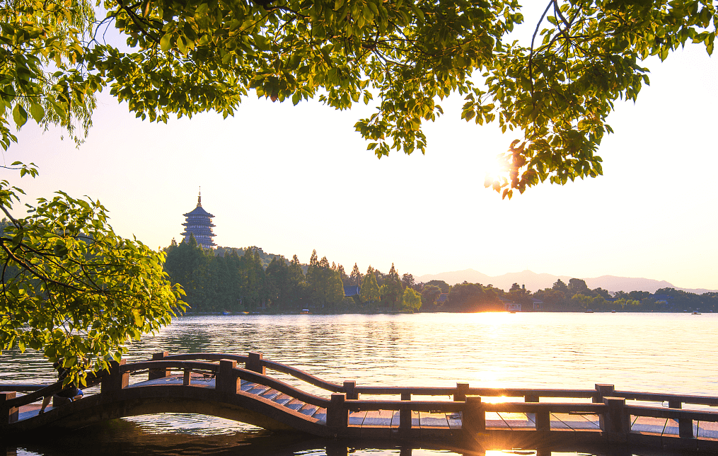 озеро Сиху, Ханчжоу.jpg
