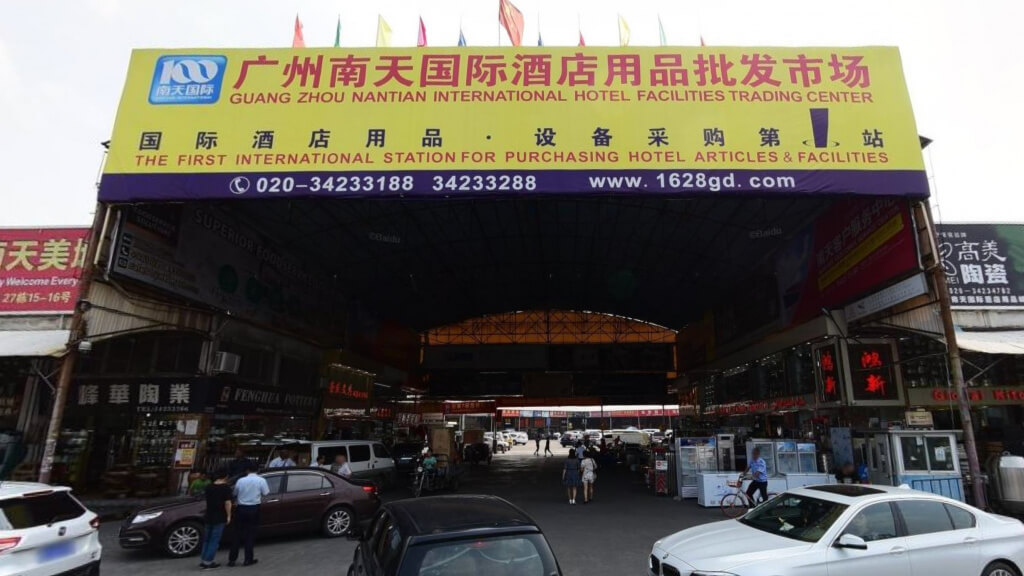 Рынок посуды и постельного белья в Гуанчжоу