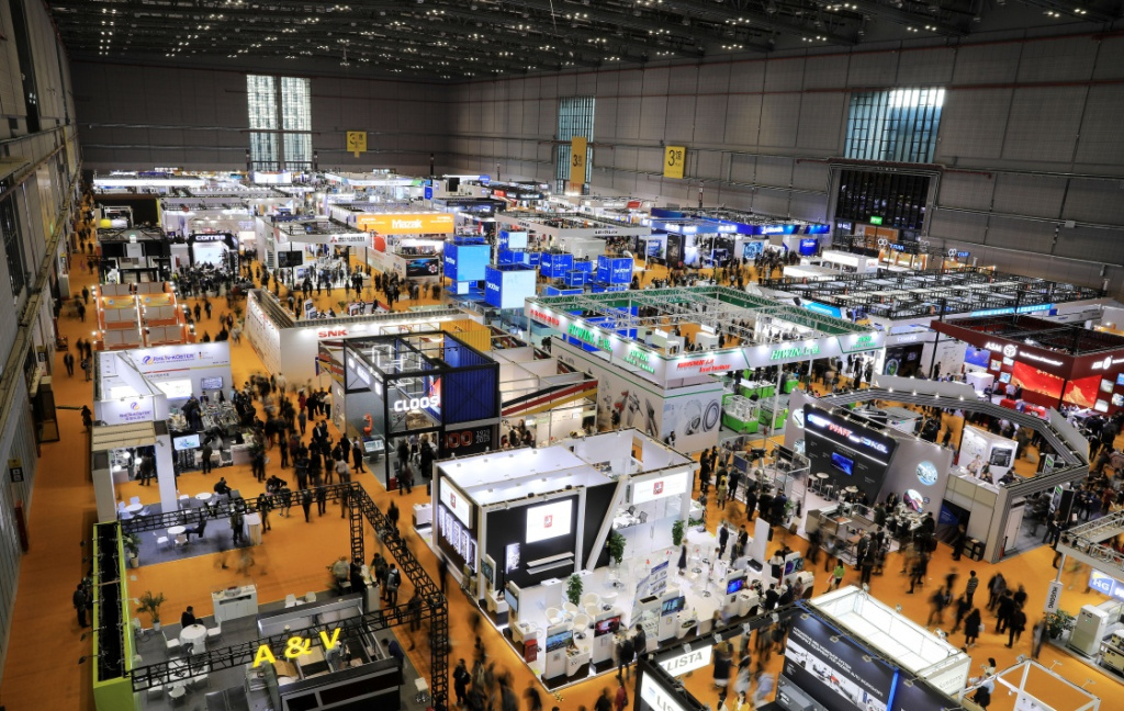 выставка импорта в Китае CIIE.jpg выставка импорта в Китае CIIE.jpg