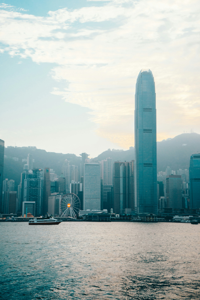 香港环球贸易广场.jpg 香港环球贸易广场.jpg