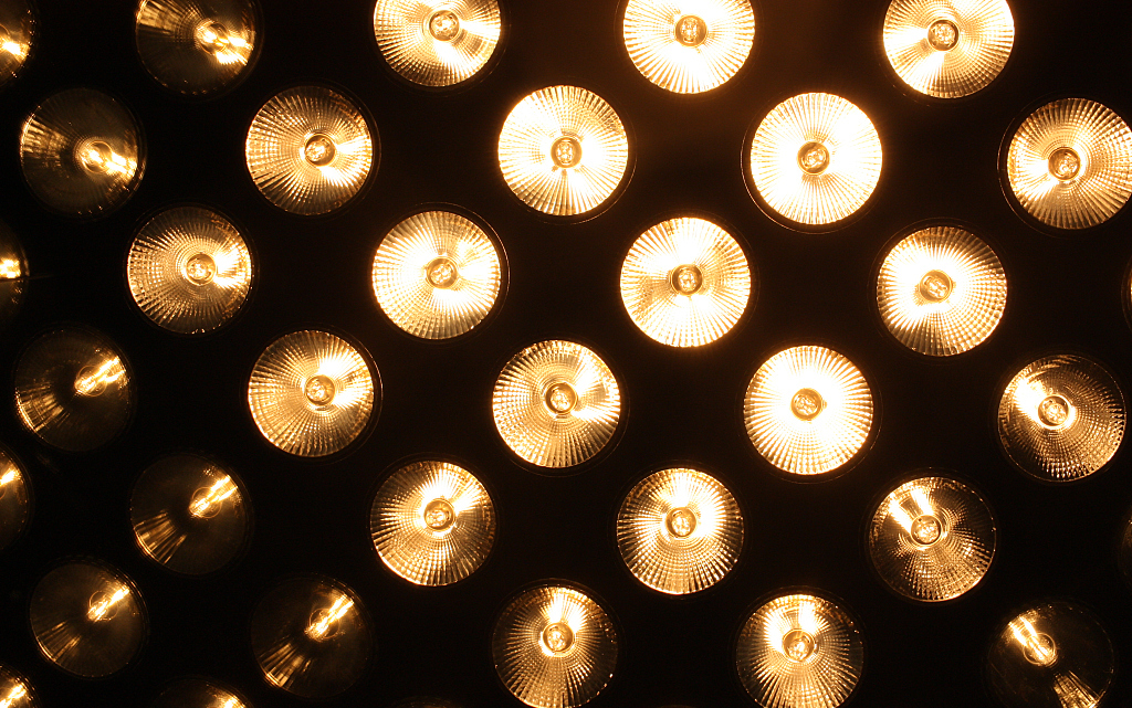 выставки освещения.jpg