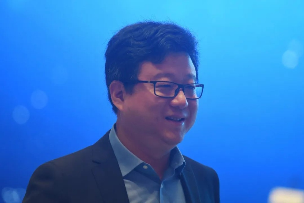 Дин Лэй.jpg Дин Лэй.jpg