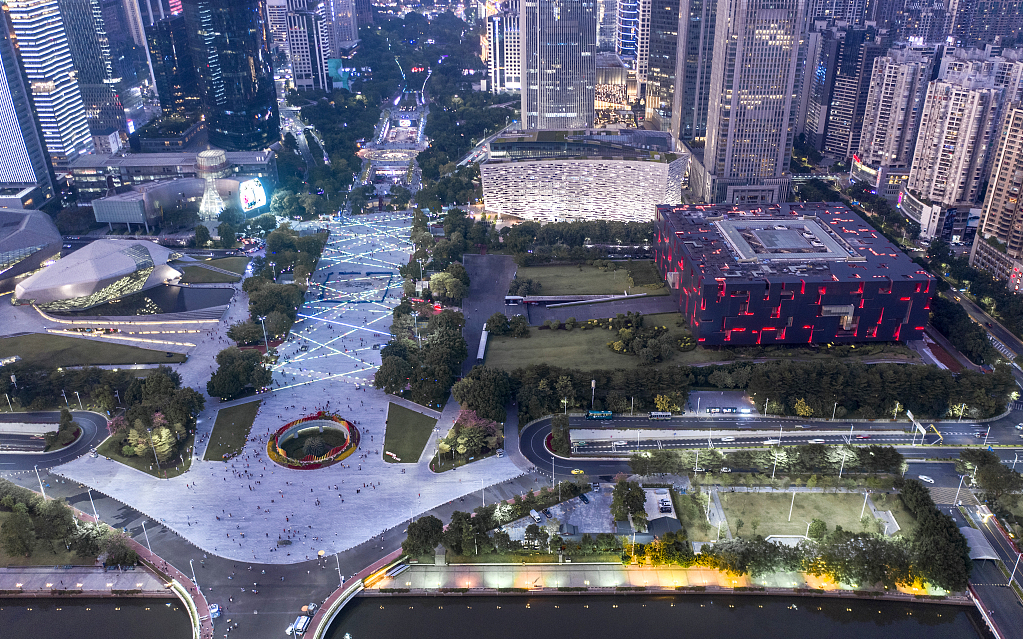 площадь Гуанчжоу Huacheng.jpg площадь Гуанчжоу Huacheng.jpg