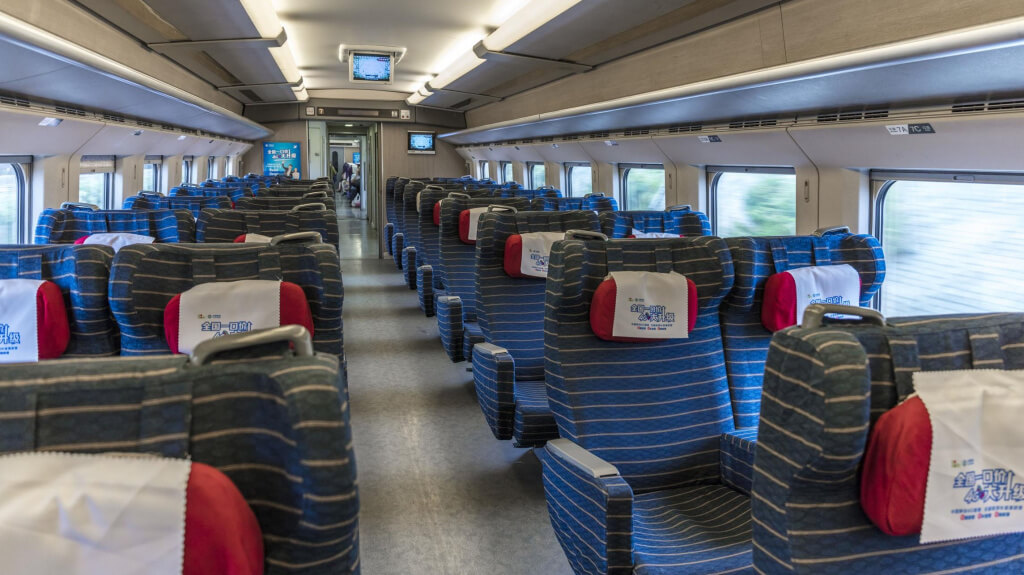Первый класс в китайском поезде Первый класс в китайском поезде
