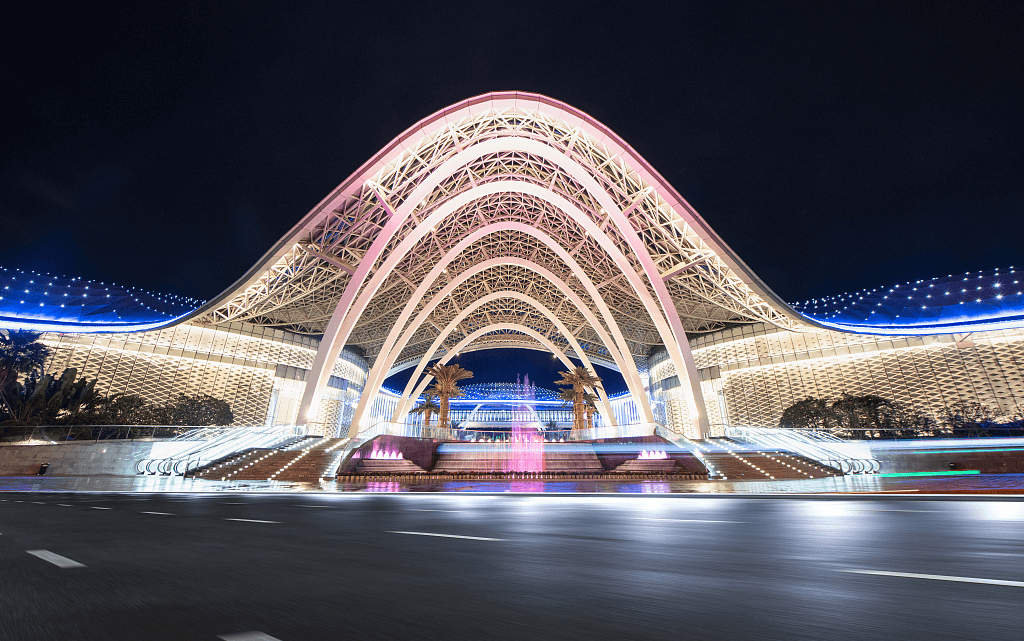 三亚免税店.jpg 三亚免税店.jpg