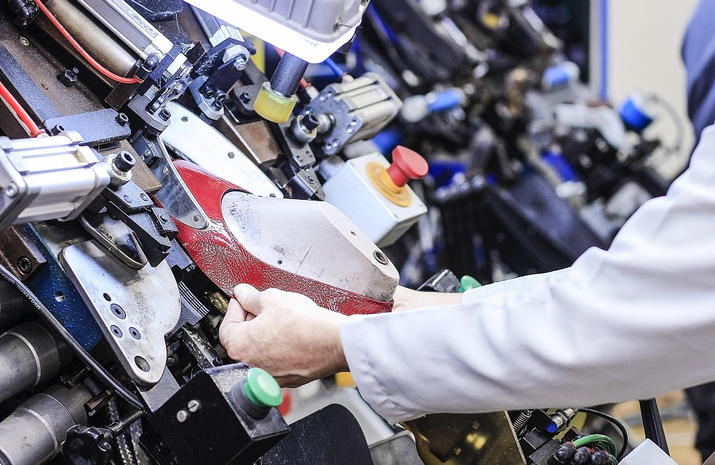 производство обуви.jpg производство обуви.jpg