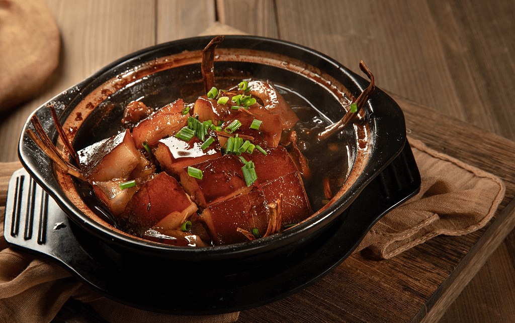 Тушеная свинина.jpg Тушеная свинина.jpg